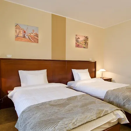 Garni Hotel Semlin B&B Ξενοδοχείο 3*