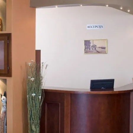 Hotel Garni Semlin 3*